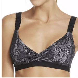 NWT FABLETICS Workout Bra Sz M